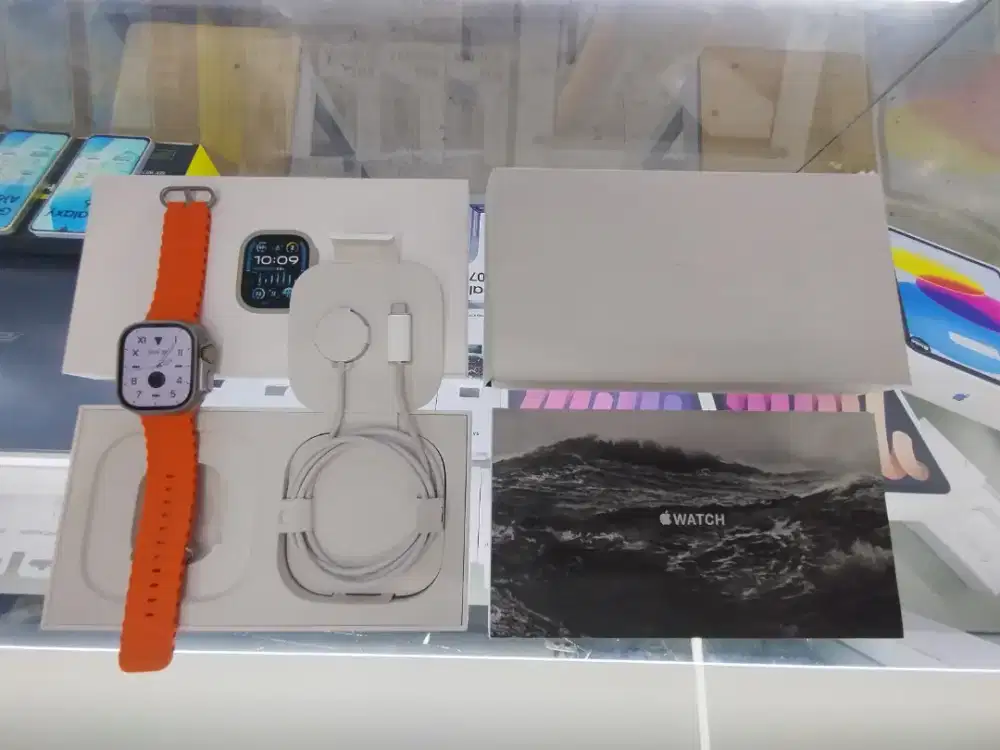 Second Apple iWacth Ultra 2 49mm Orange Titanium
