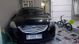 Toyota Limo 2012 Bensin