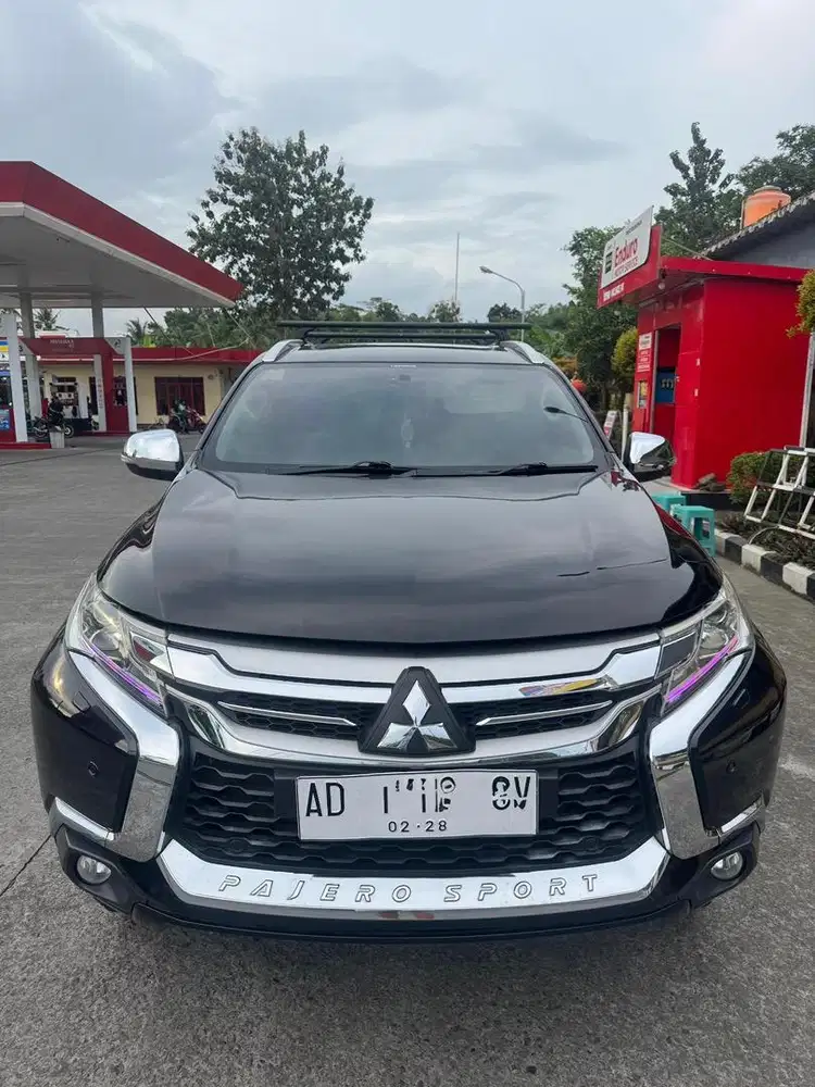 Pajero sport dakar ex dokter perempuan