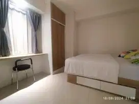Sewa 2BR Besar Heliconia Lantai rendah Bassura City Apartemen