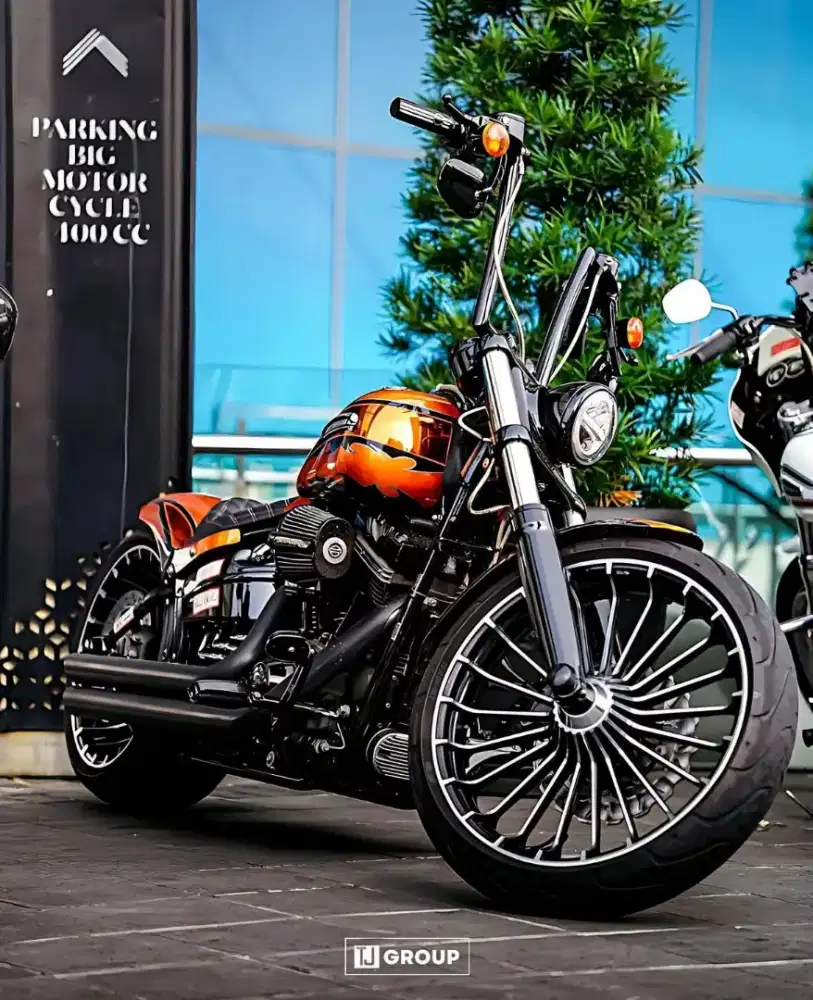 FOR SALE!! HARLEY-DAVIDSON BREAKOUT CVO 2014