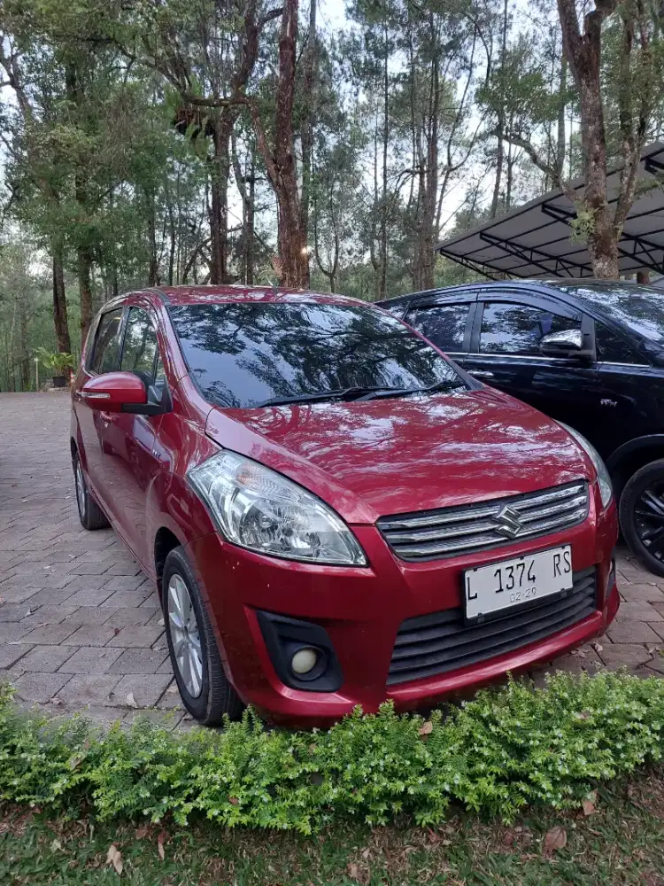 Ertiga GL 2013 automatic merah tgn 1 bisa terima plat dk Bali