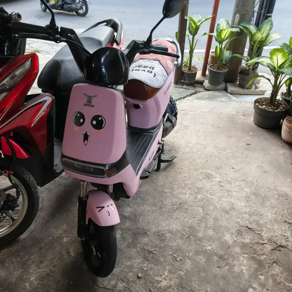 Sepeda listrik uwinfly pink