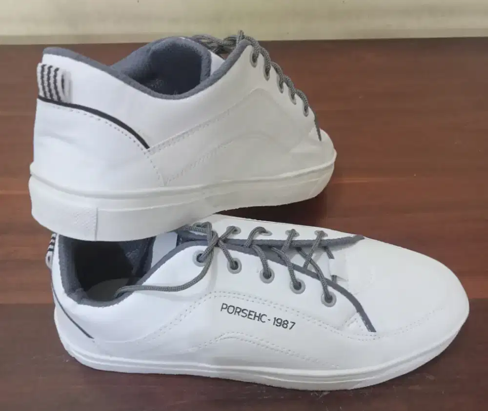 sepatu ukuran 41