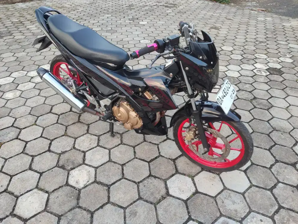 Satria FU 150 cc Black Fire