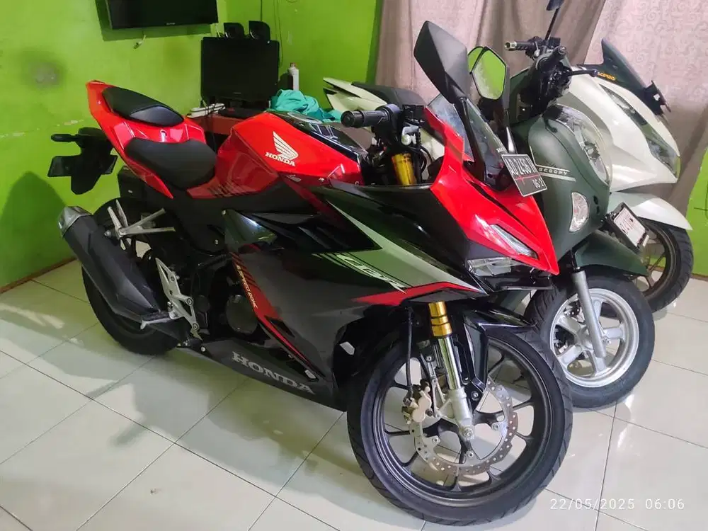 Honda CBR 150  New facelit Istimewa