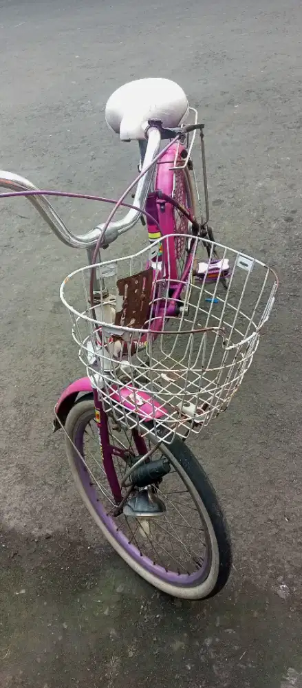 Di jual sepeda ukuran 20