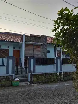 DISEWAKAN RUMAH BANYUMANIK, PUDAKPAYUNG, 3 KT, 2 KM