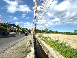 Tanah Purwomartani Sleman, Tepi Jalan 3 Juta-an
