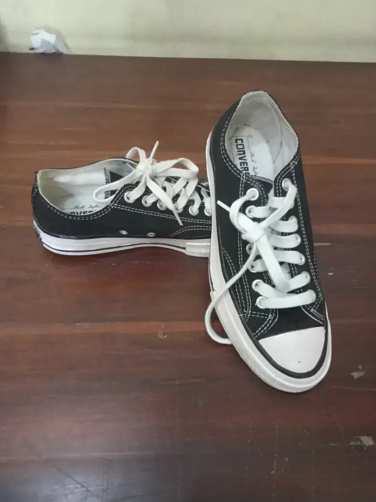 sepatu ukuran 40