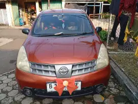 Nissan Grand livina 2009 Bensin