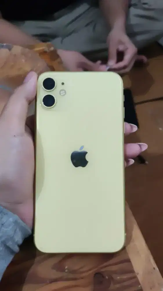 Dijual cepat iphone 11 ibox