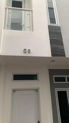 Sewa 3 Bulanan Rp. 10 juta. Minicluster Tanah Lio. Jl. Jatinegara Lio