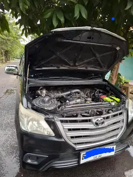 Toyota Kijang Innova 2014 Bensin