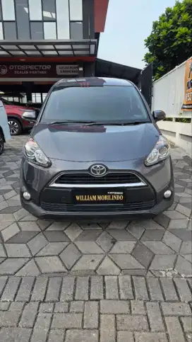 Toyota Sienta G AT 2017