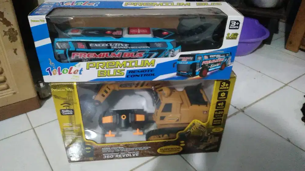 Mainan beko dan bus basuri rc