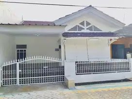 DIKONTRAKAN RUMAH