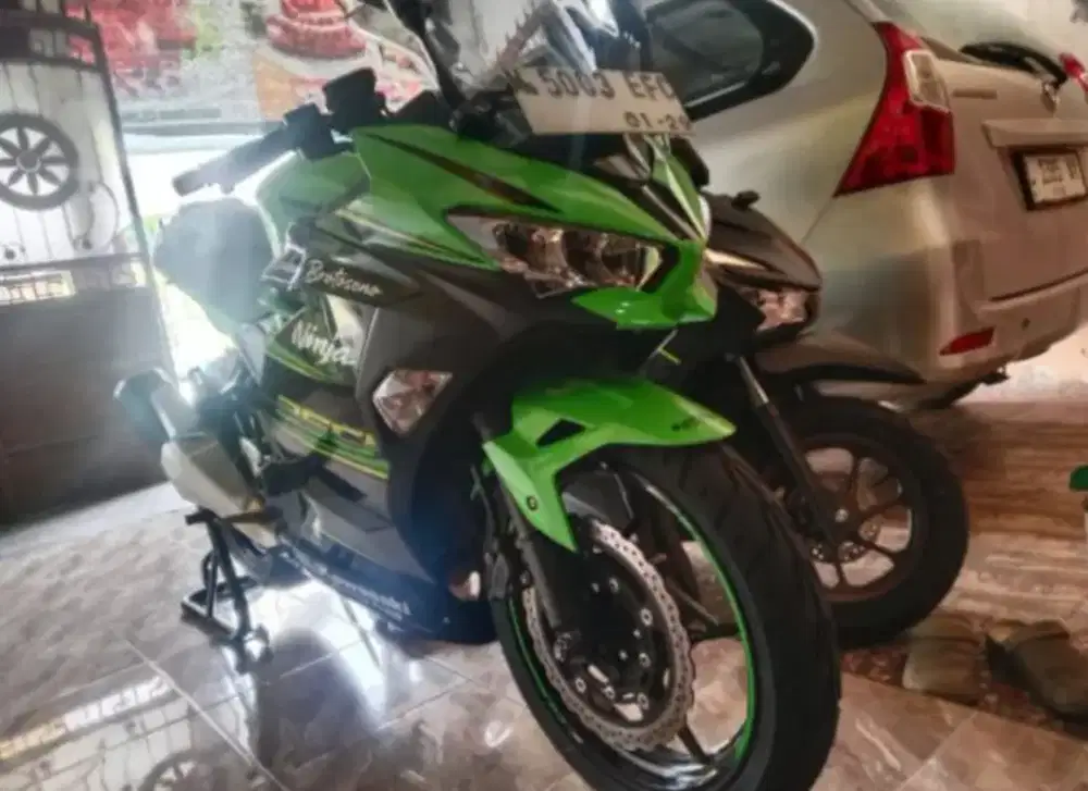 All new Kawasaki ninja 250 ( KRT) KAWASAKI RACING TEAM.