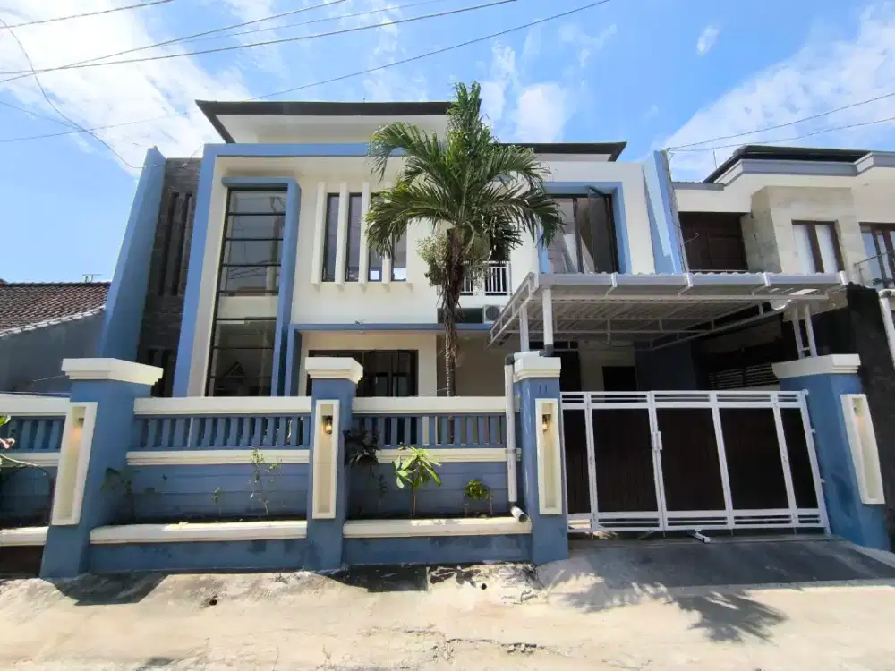 Disewakan Rumah Lokasi Strategis di Renon