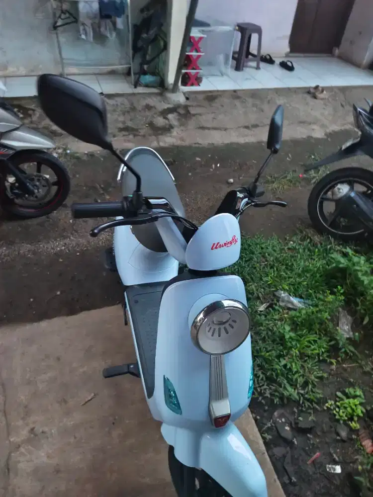 Sepedah listrik t60 (like new)