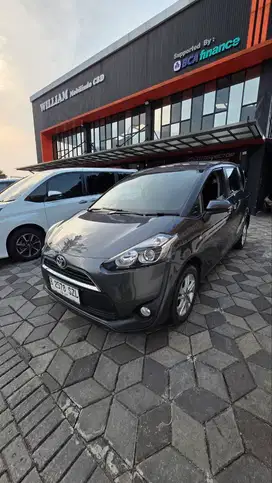 Toyota Sienta G 1.5L A/T 2017