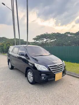 Dijual mobil innova 2013 Type G AT diesel