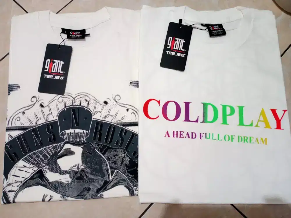 Baju kaos giant