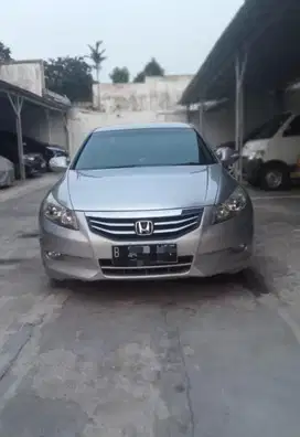 DIJUAL HONDA ACCORD 2011