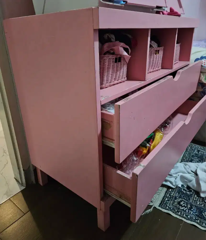 Changing table bayi