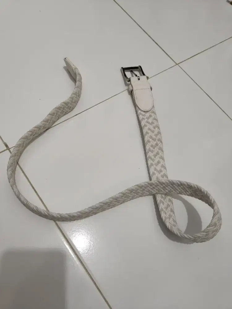 Ikat pinggang / belt h&m