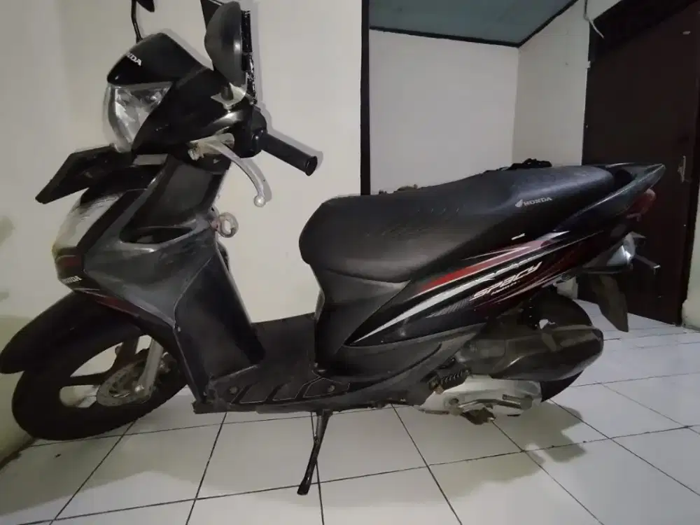 Honda spacy tahun 2011 lengkap tangan pertama sesuai ktp