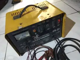 charger aki motor dan mobil