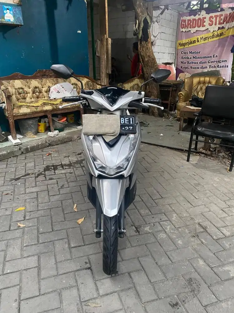 Honda Beat Cbs Iss Deluxe