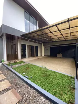 Dijual Rumah 2 Lantai di Komplek Pertamina, dekat Pintu Tol