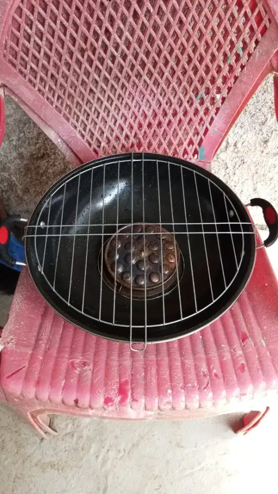 Jual kompor satu tungku sama panggangan jadi 2 item.