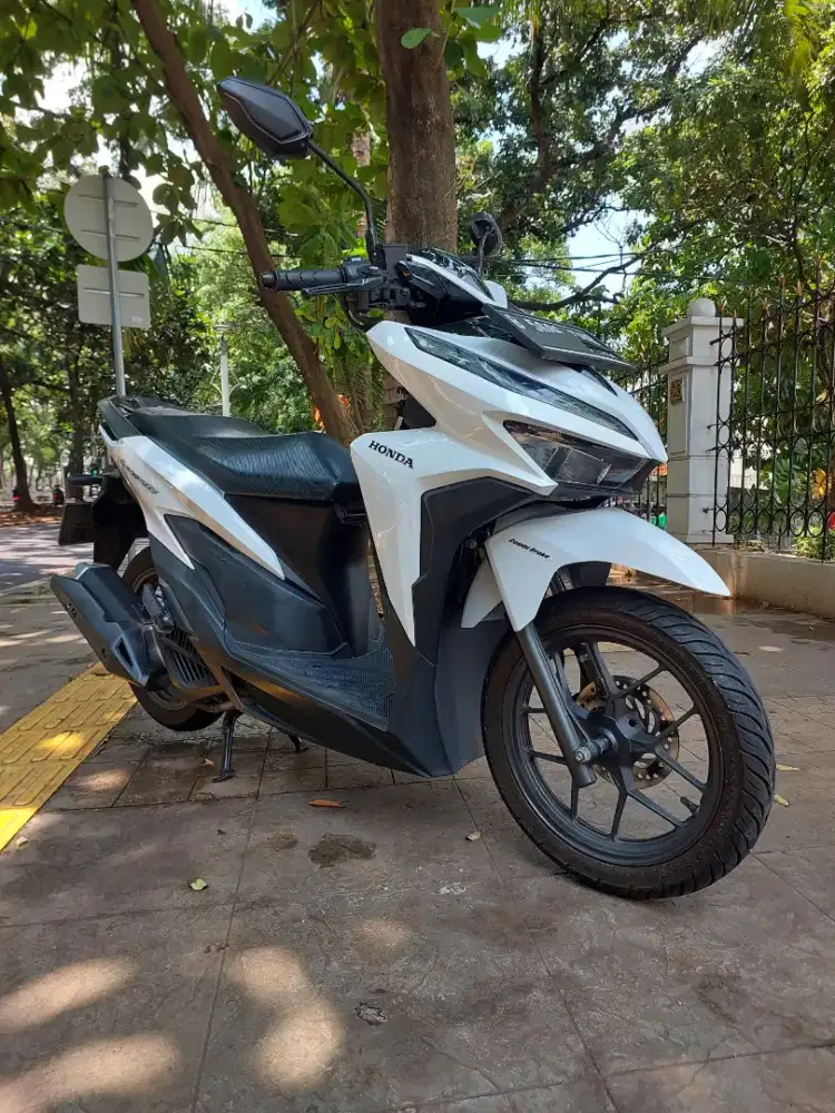 DIJUAL CASH HONDA VARIO 125 CBS ISS THN 2021 PAJAK IDUP SIAP PAKAI