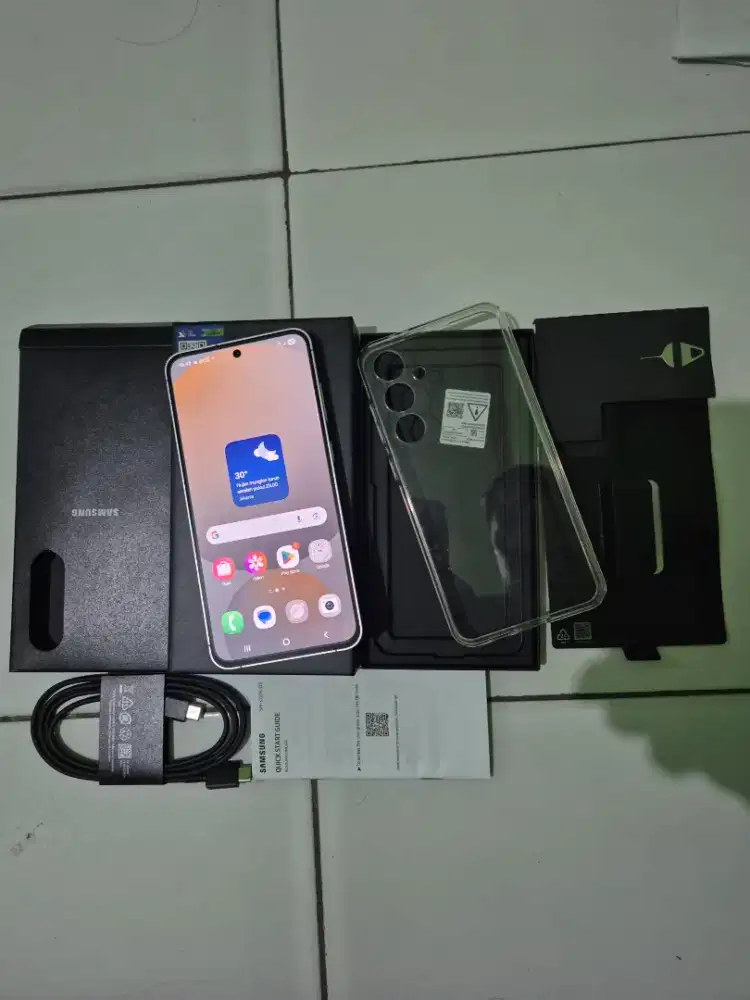 Samsung galaxy s24 fe ram 8/512gb Garansi Sein Resmi