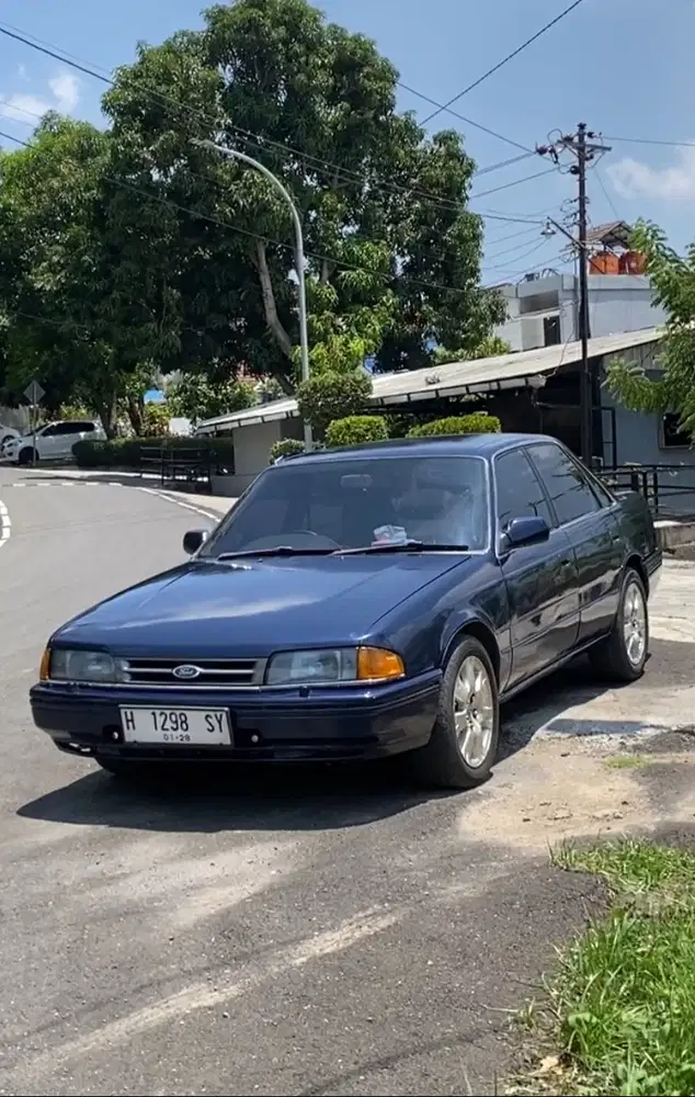 ford telstar 1989