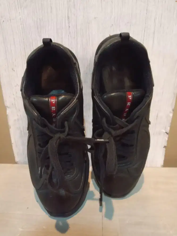 Sepatu pria PRADA Ori