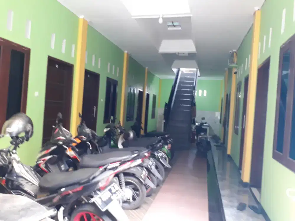 TERIMA KOST PUTRA LOKASI STRATEGIS -BERSIH-AMAN