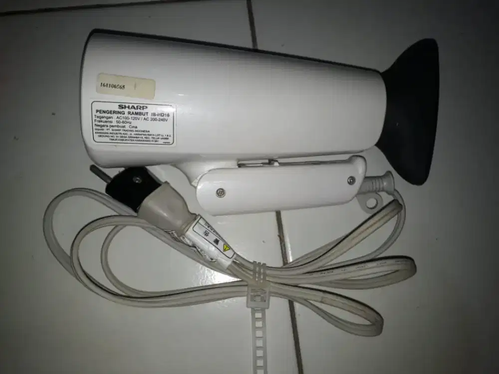 Hairdryer Sharp IB-HD16. Bisa Nego !!
Berfungsi Dengan Baik