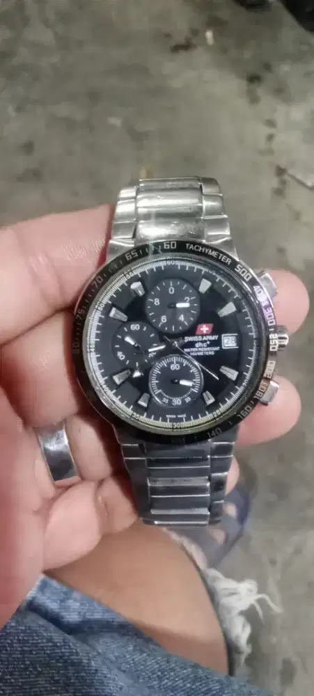 Jam tangan Swiss Army crono