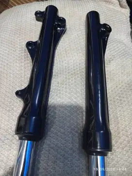 SHOCK DEPAN ORIGINAL VARIO, BEAT, SCOOPY MASUK