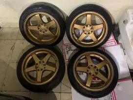 Velg SSR Japan R17 PCD 4 ET belang