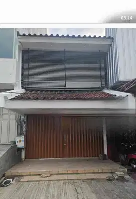 Ruko Bagus Terawat Siap Pakai di Hibrida Kelapa Gading Jakarta Utara