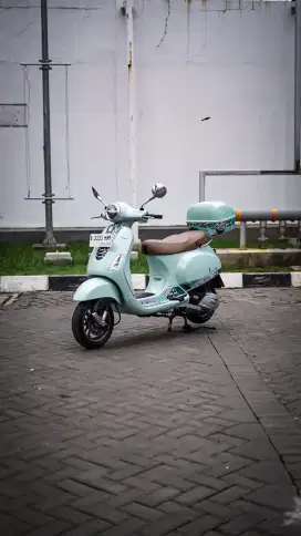 VESPA LX IGET 125 BATIK EDITION 2023
