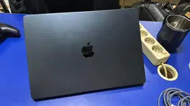 Macbook Air M2 15inch