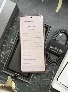 Samsung Galaxy Flip 7 12/512gb like new