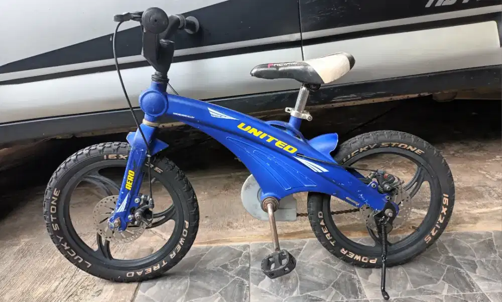Sepeda anak BMX United Aero 16 inch, magnesium