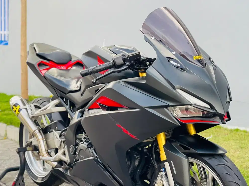 Honda cbr250rr abs plat L cbr 250 rr 2018 abs cbr250 rr cbr 250 hitam